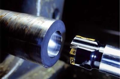 深孔加工中遇到的十個(gè)問(wèn)題及深孔切削油的選擇